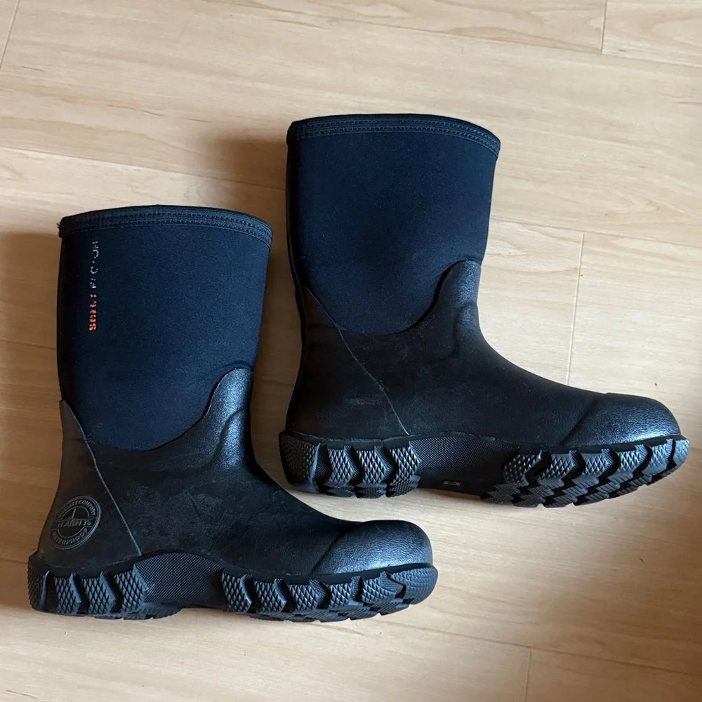 HABIT WATERPROOF ALL WEATHER  RUBBER FARM WINTER BOOT WORKWEAR BLACK UNISEX SZ:4